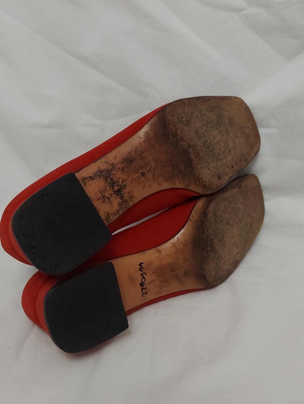 VTG Salvatore Ferragamo Cap Toe Pumps Block Heel 1" Womens 7.5 - Picture 6 of 12